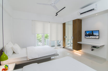 Flamingos Service Apartment